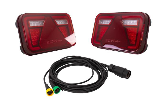 ASPÖCK MULTILED IV LED aizmugurējie lukturi + ASPÖCK vadu savienojums 4,5 m 7 kontaktu
