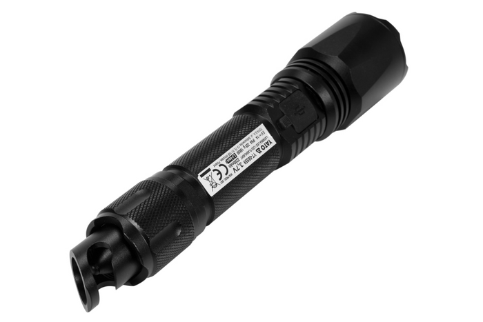 YATO YT-08559 LED 900lm daudzfunkcionāls lukturītis, lādētājs, pudeļu attaisāmais, avārijas āmurs